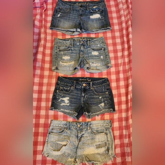American Eagle Outfitters Pants - LOT OF 4   American Eagle Distressed Denim Women Shorts